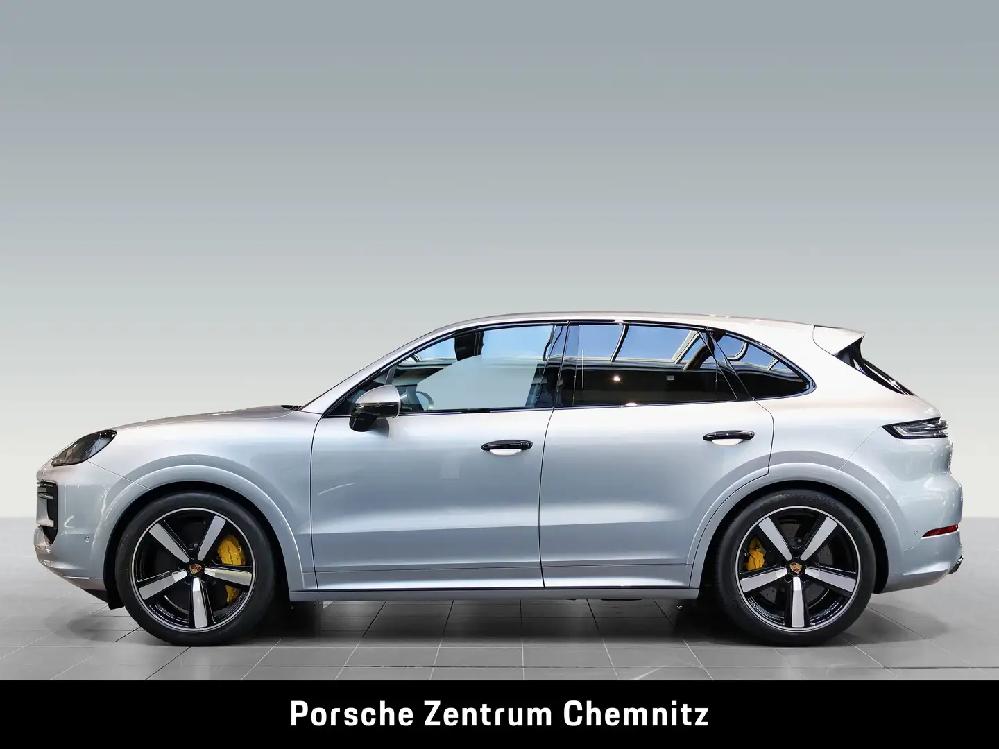 Porsche Cayenne GTS PCCB;18-Wege;Standhzg.;InnoDrive Silber - 2