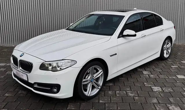 BMW 530 d xDrive SITZBELÜFTUNG/SCHIEBEDACH/LEDER/AHK