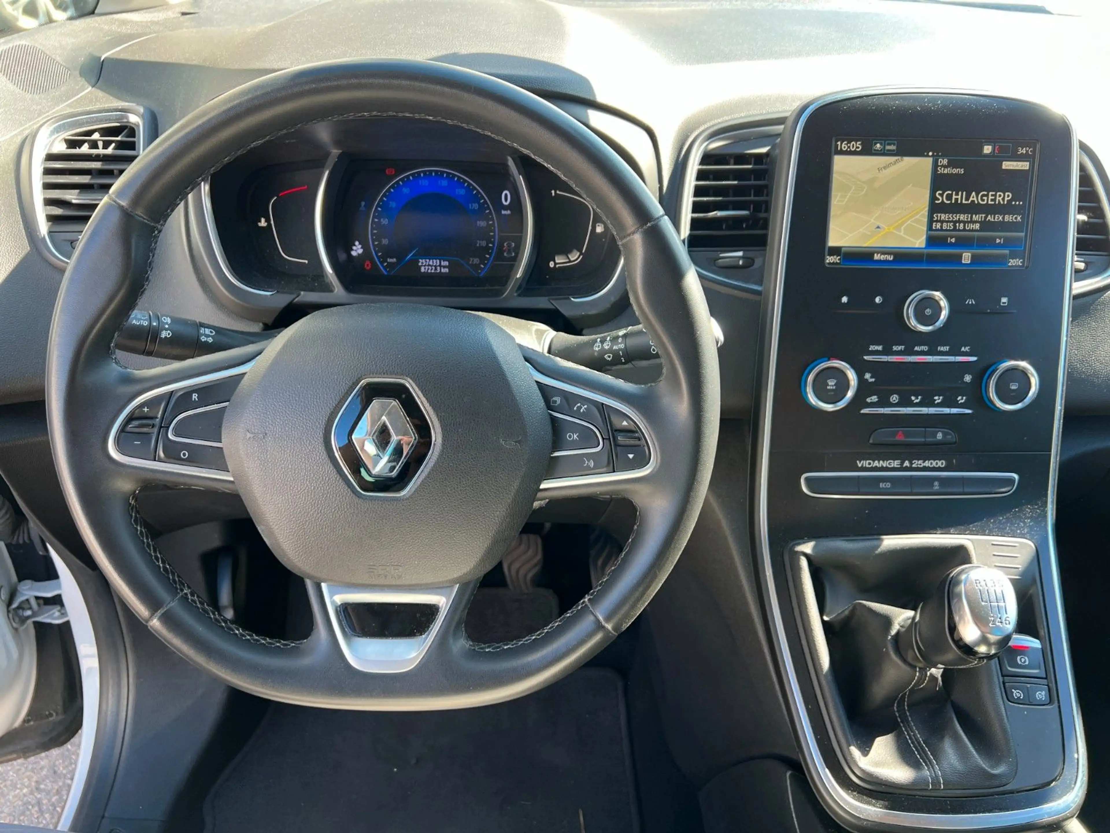 Renault Scenic 1,7 dci *2021* TOP Zustand* — photo 16