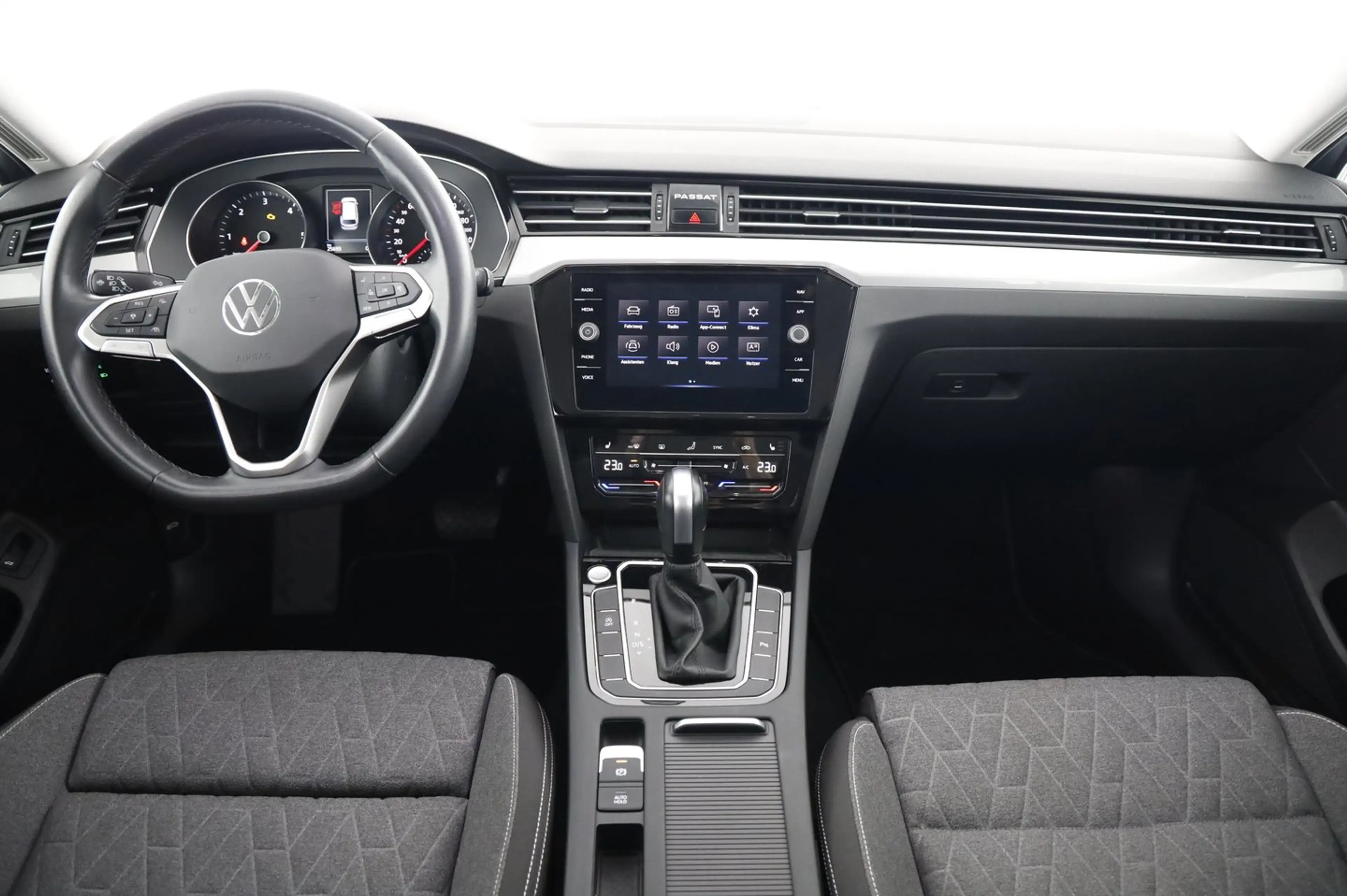 Volkswagen Passat Variant Business TDI DSG — photo 7