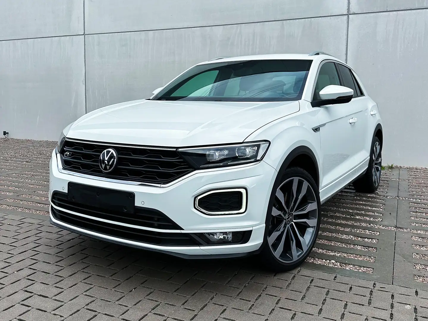 Volkswagen T-Roc 2.0 TSI DSG R-Line | Carplay | Zetelverwarming... Wit - 1