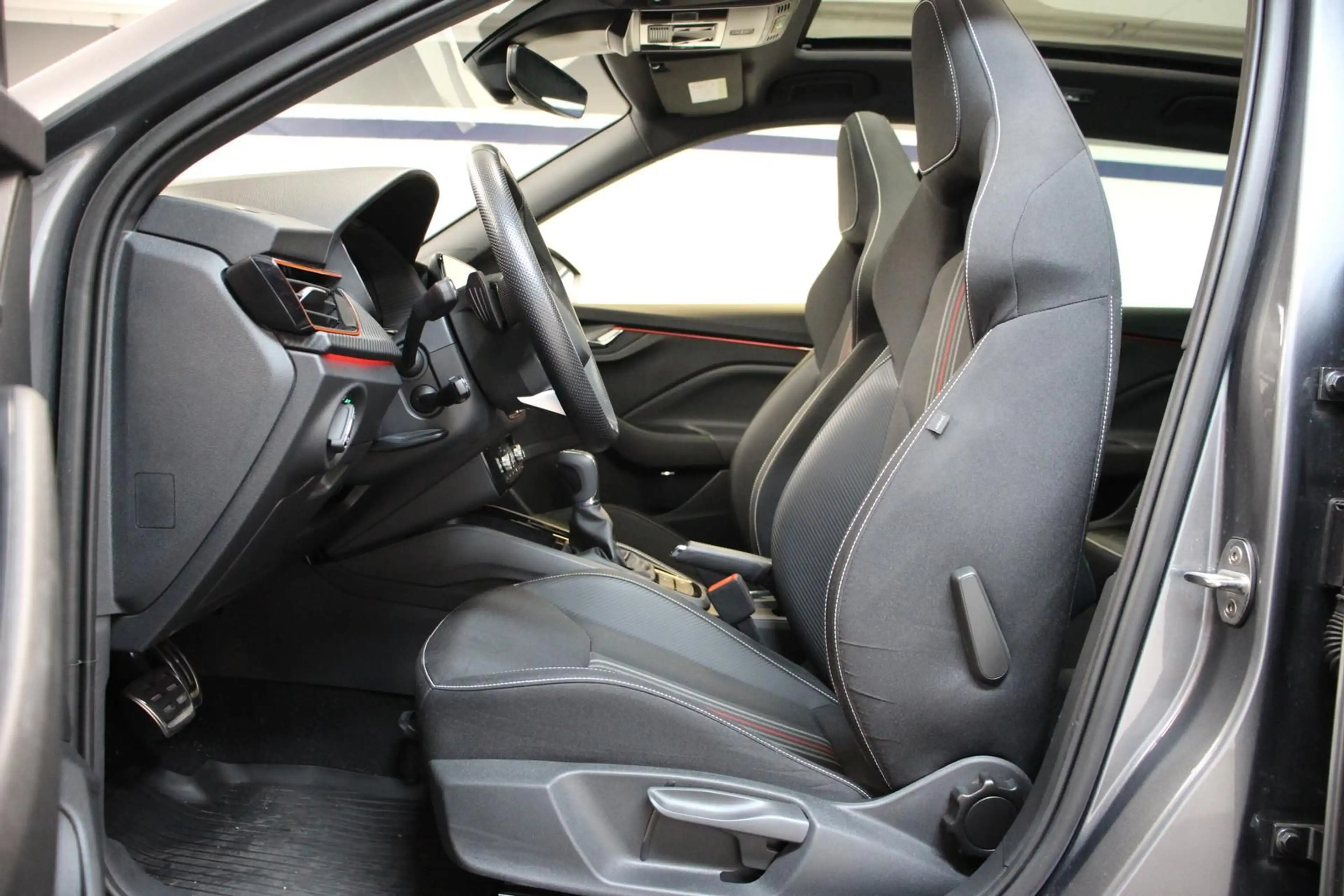 Skoda Kamiq 1.5 TSI DSG Monte Carlo PANO KAME. AHK ACC — photo 9