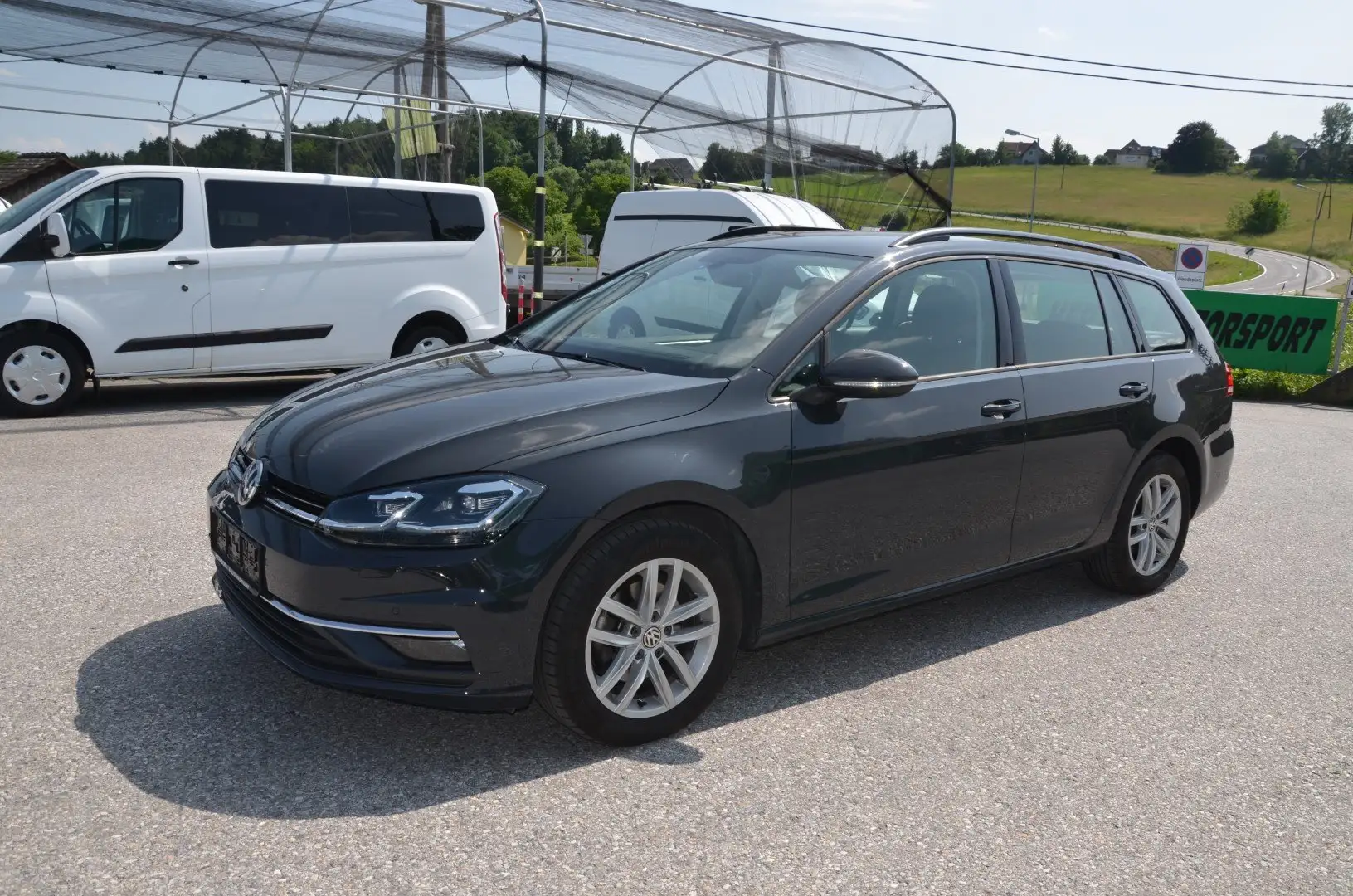 Volkswagen Golf Variant Golf Variant Rabbit 2,0 TDI DSG MATRIX VIRTUA 1.Be Grau - 2