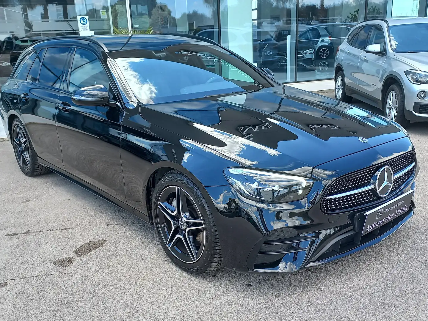 Mercedes-Benz E 220 d  S.W. Premium Amg auto my20 - NIGHT EDITION Чорний - 1