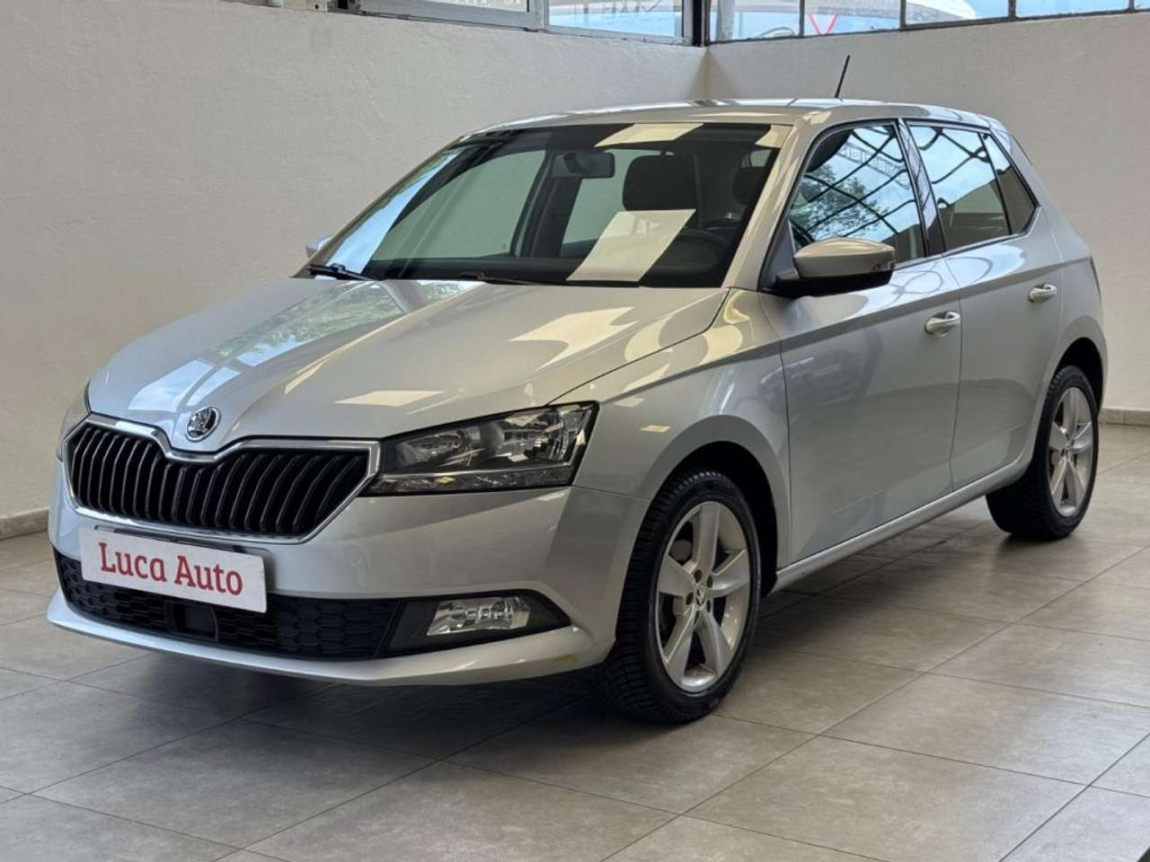 Skoda Fabia 1.0 MPI 60CV *TAGLIANDI*SENSORI*NAVIGATORE*