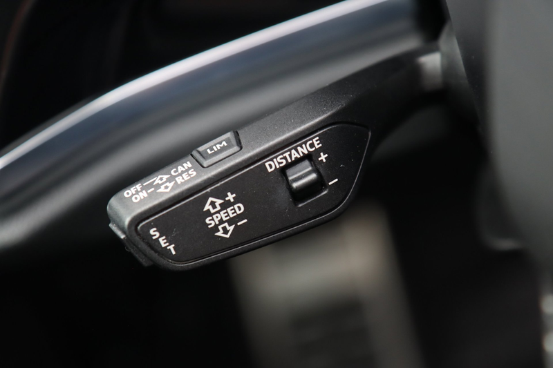 Audi Q3 45 TFSI Quattro 3x S-Line / PANO / B&O / ACC / KEY — photo 12
