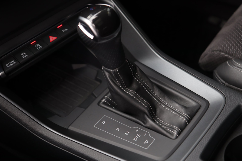 Audi Q3 45 TFSI Quattro 3x S-Line / PANO / B&O / ACC / KEY — photo 25