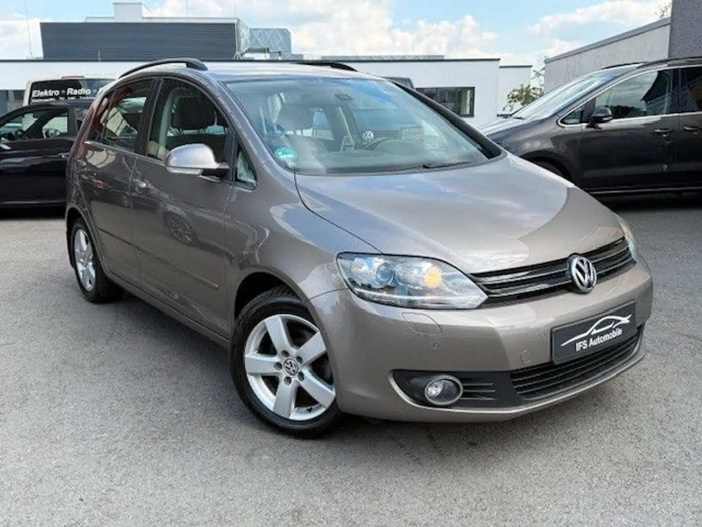 Volkswagen Golf Plus Comfortline- 2 Vorbesitzer- DSG Marrone - 2