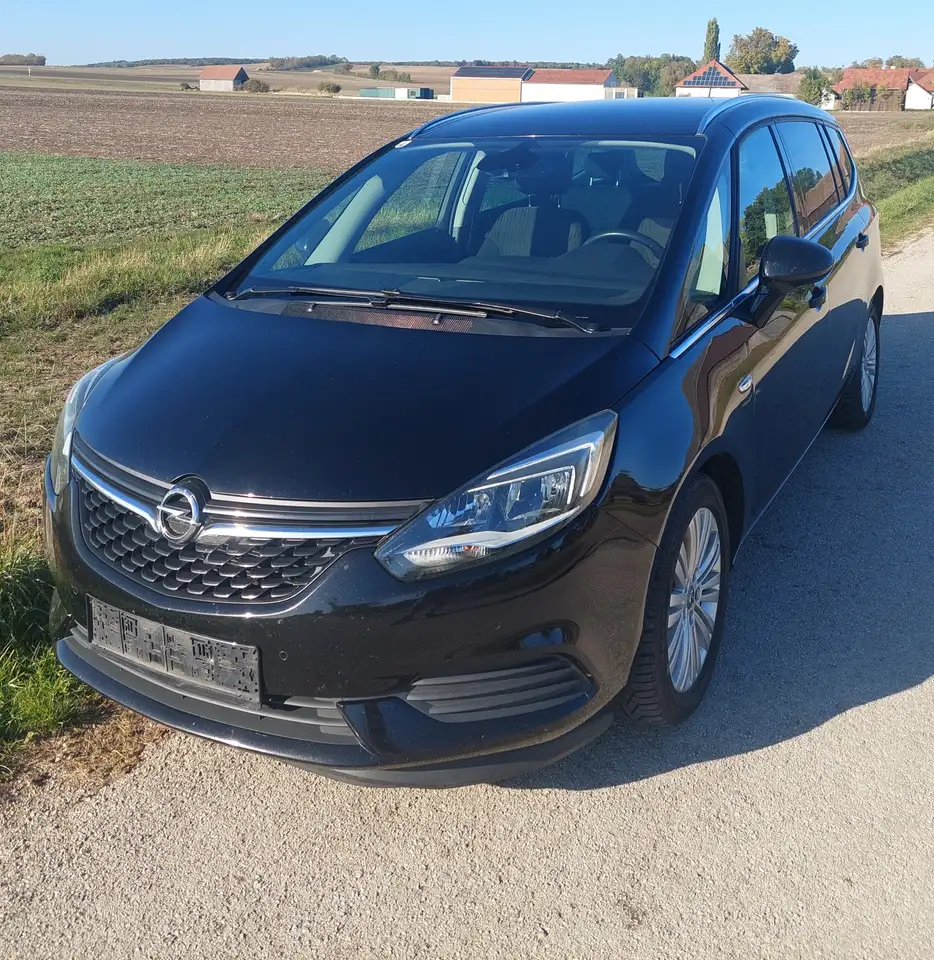 Opel Zafira Tourer