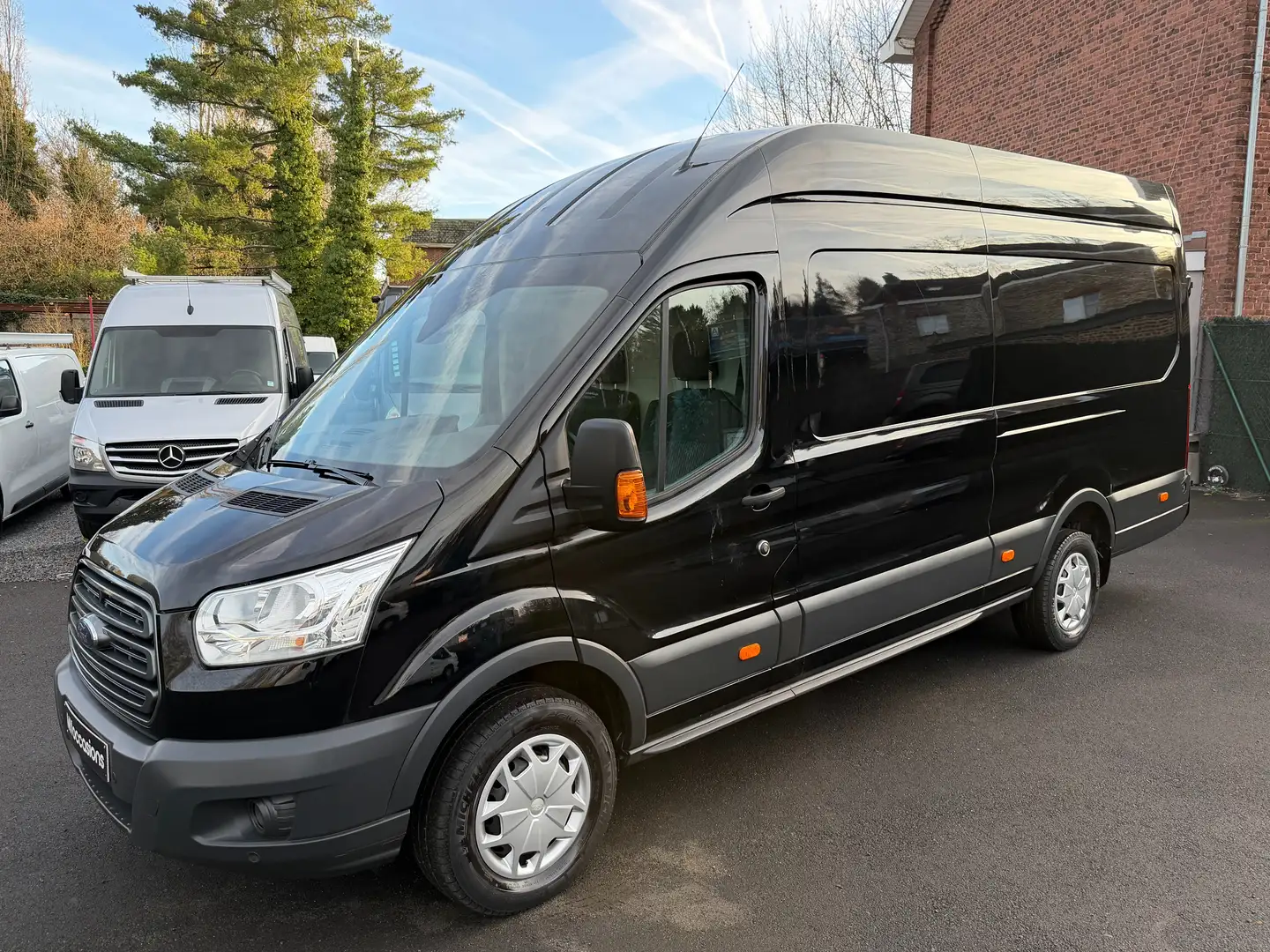 Ford Transit 2.0 TDCi L4H3 - TVA DEDUCTIBLE - EURO 6 b - Noir - 1