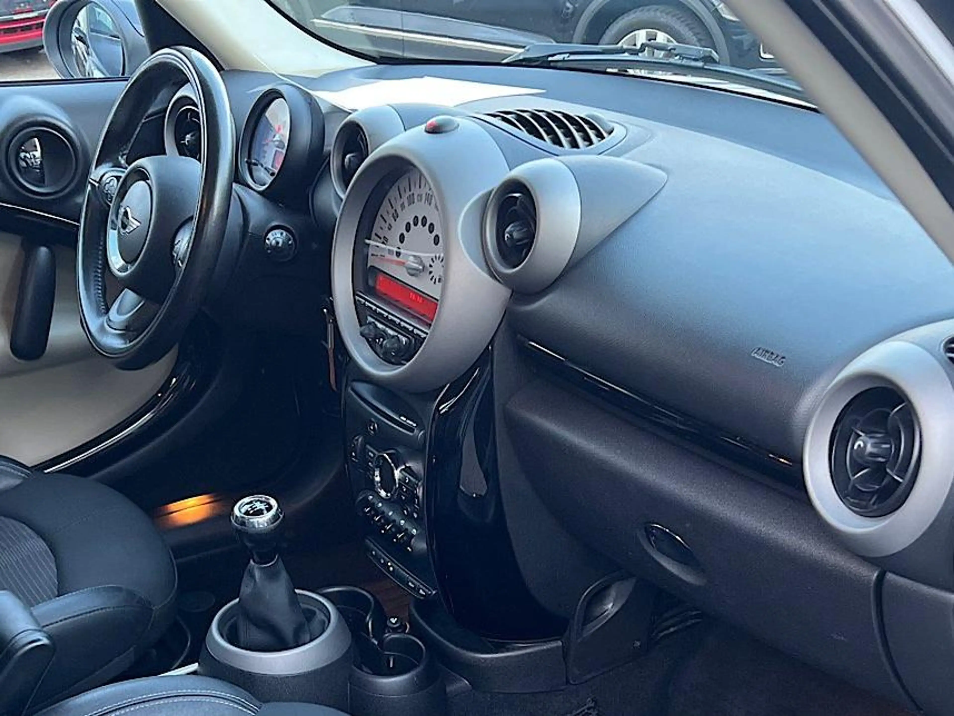 MINI Cooper S Countryman Cooper S All4-aus der Schweiz-Tüv neu — photo 9