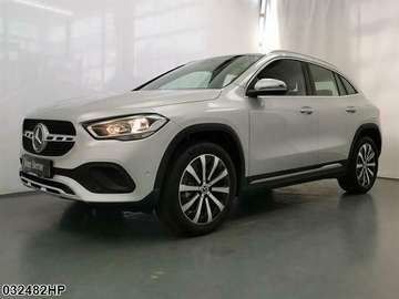 Mercedes-Benz GLA 180 Progressive