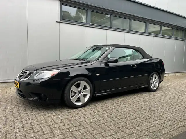 Saab 9-3 2.0 Turbo  Vector/ Aero Nieuw lak en BTW auto.