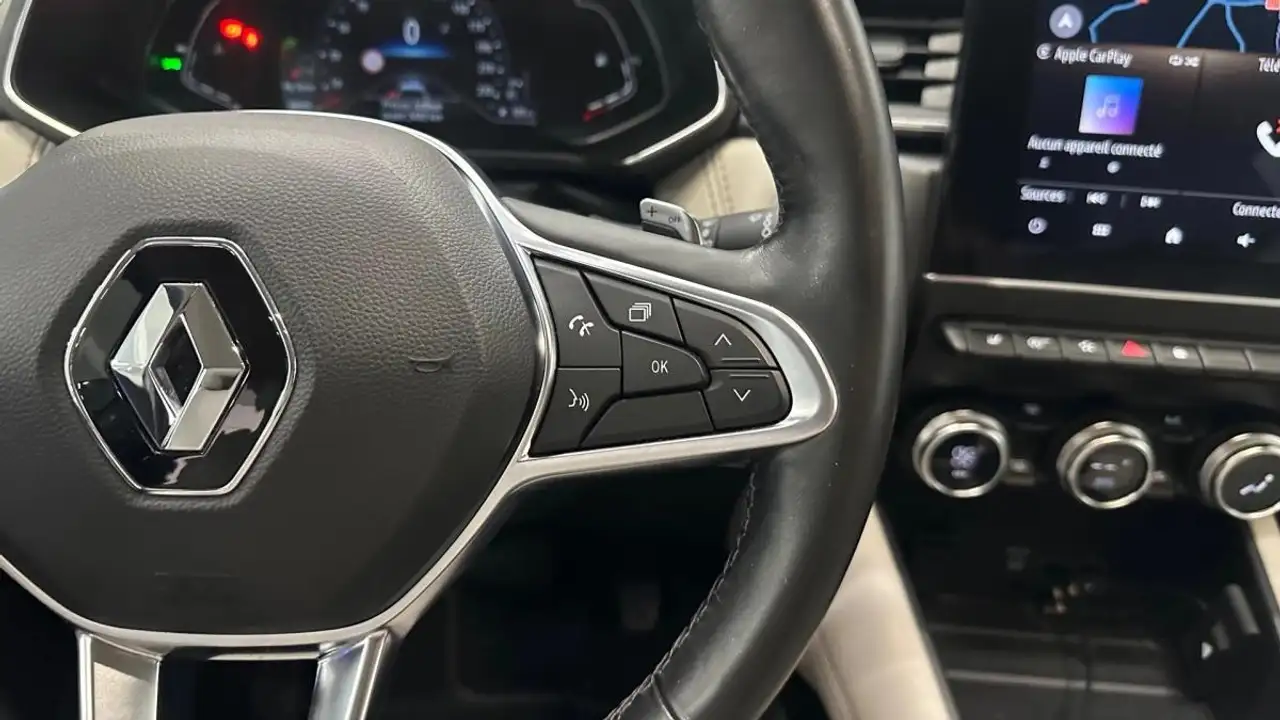 Renault Captur — photo 17
