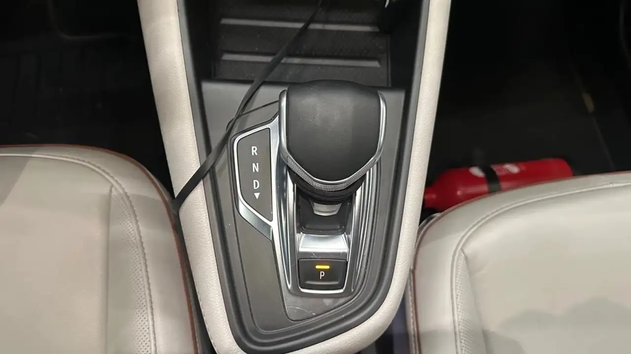 Renault Captur — photo 14