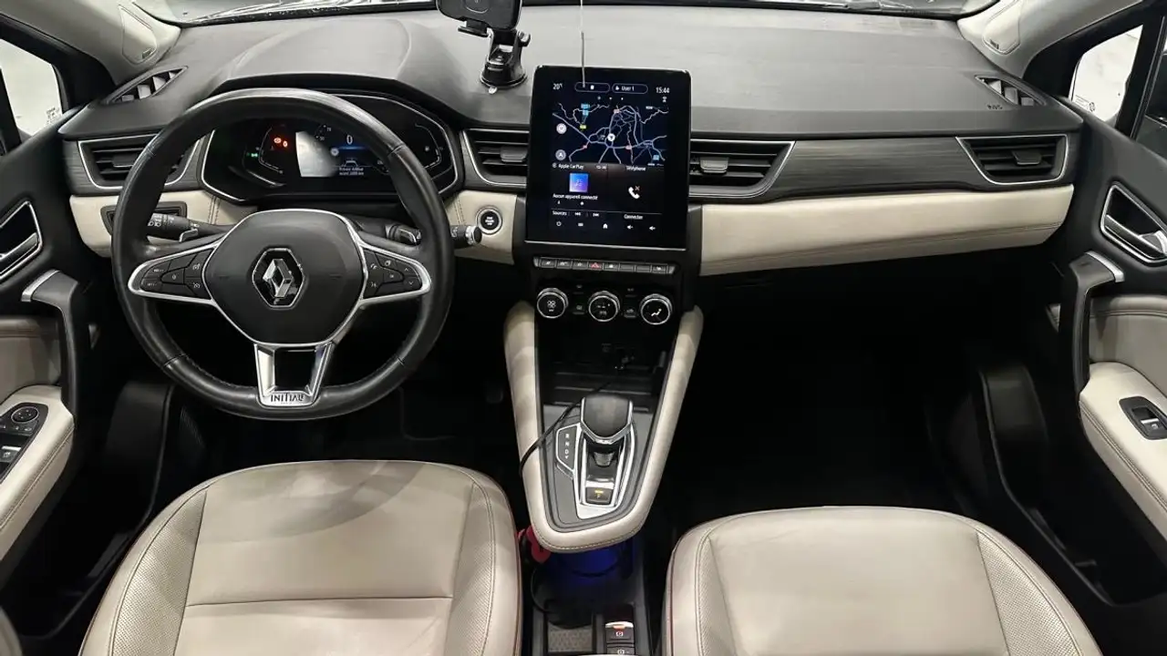 Renault Captur — photo 11