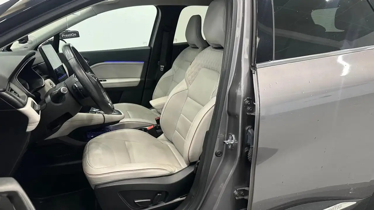 Renault Captur — photo 9