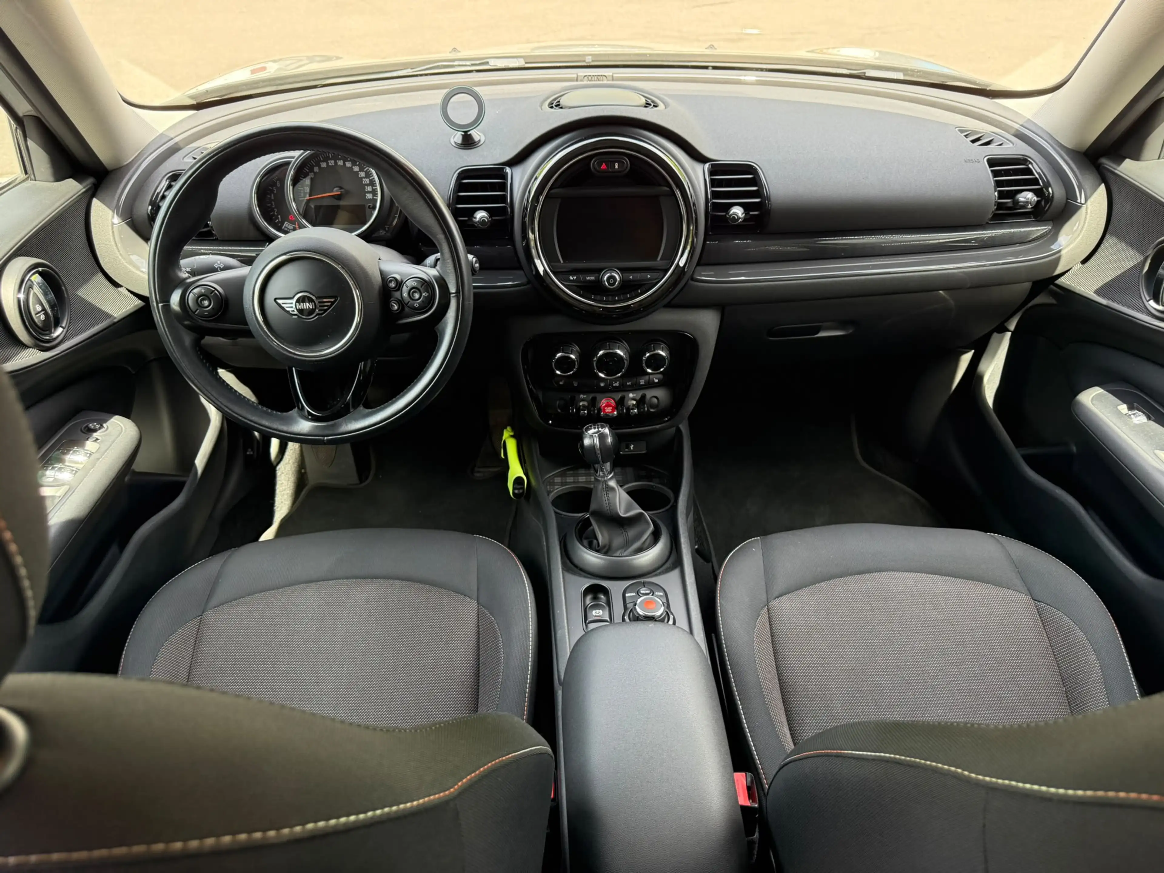 MINI One Clubman Pepper — photo 8