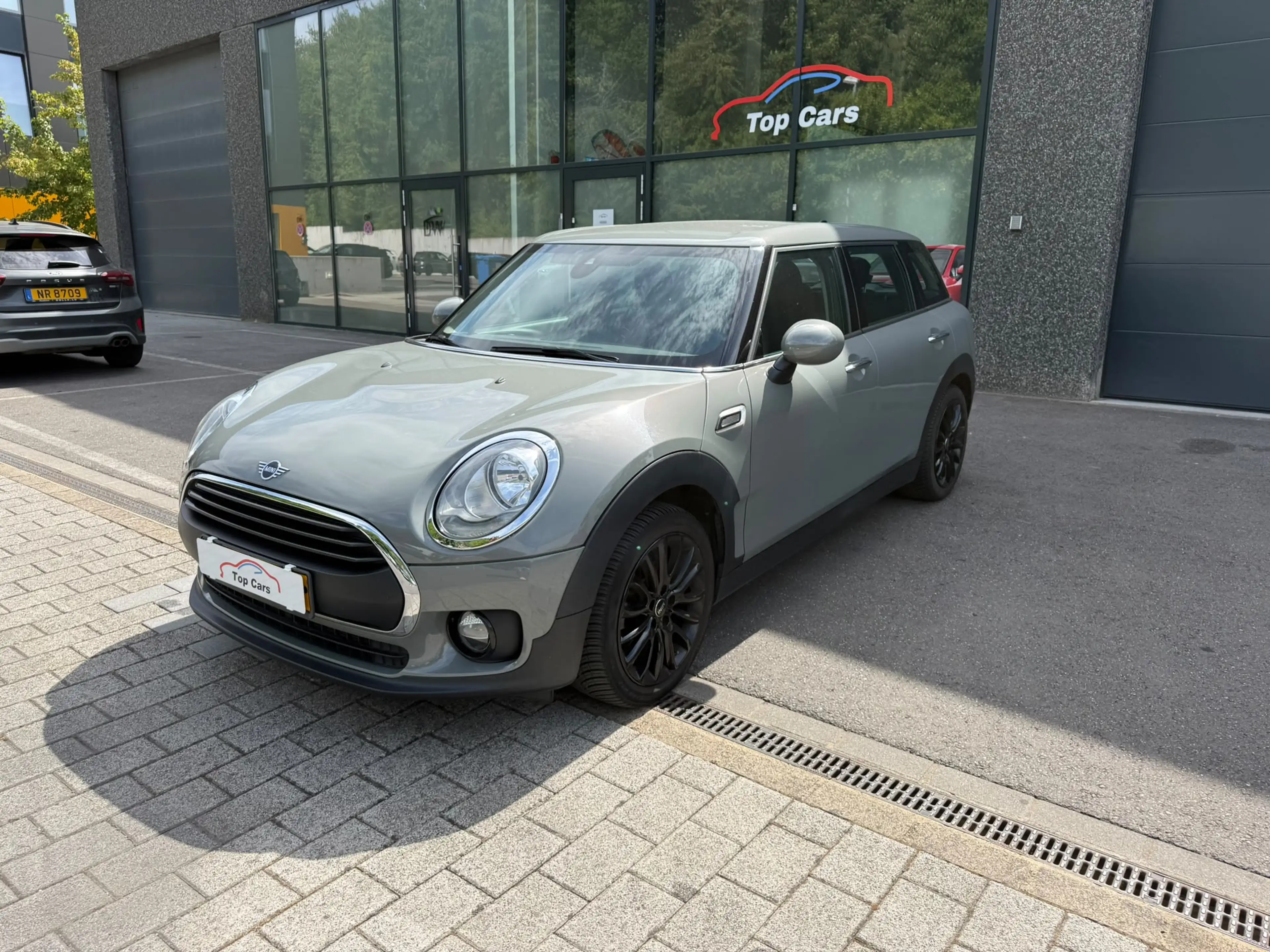 MINI One Clubman Pepper