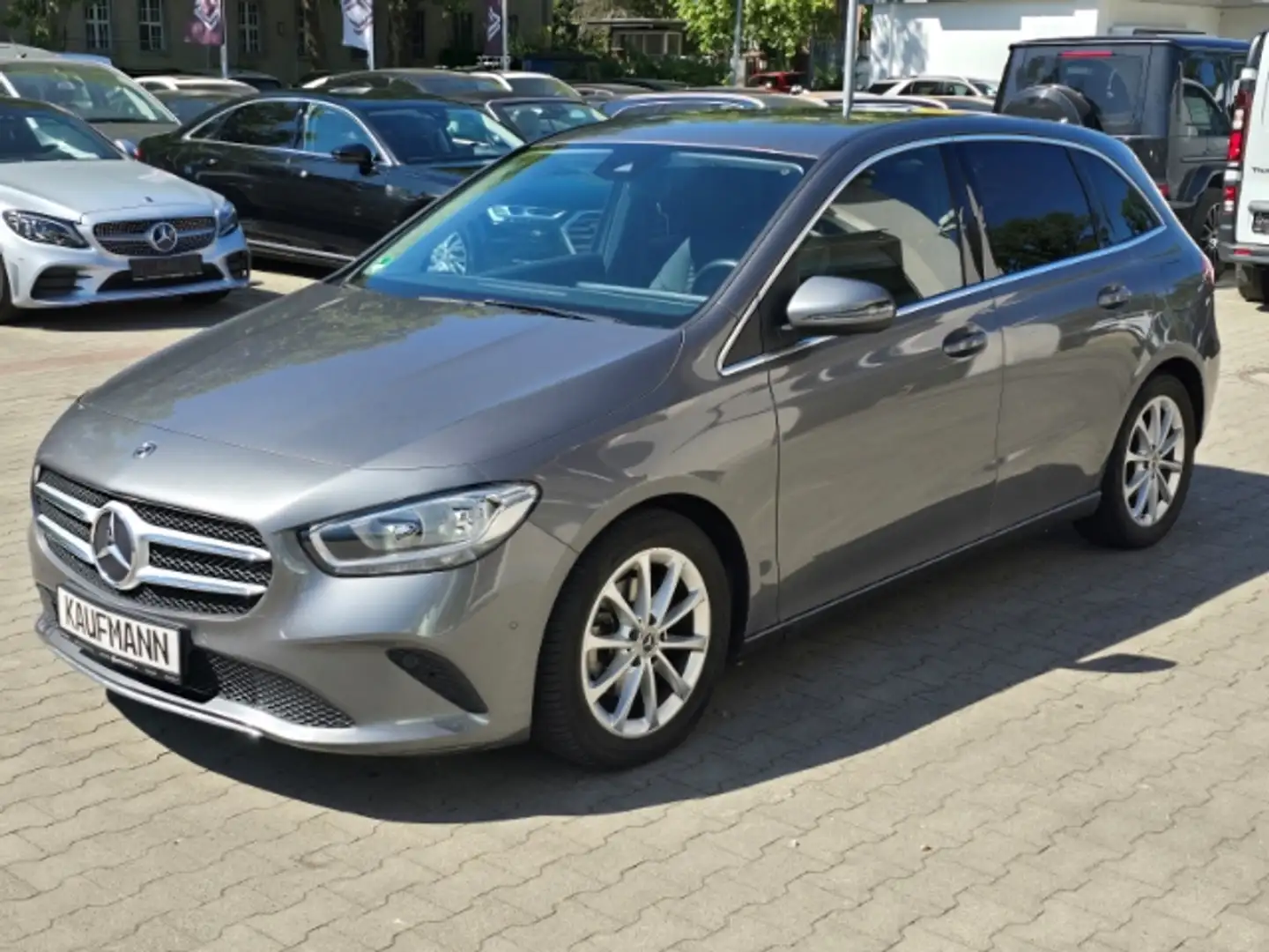 Mercedes-Benz B 180 AUTO NAVI KAM AAC SHZ el.HK Gris - 1