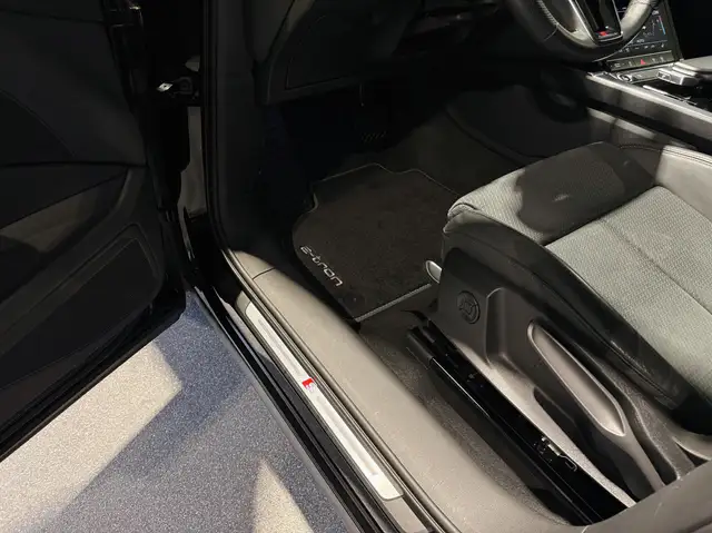 Audi E-Tron view 15