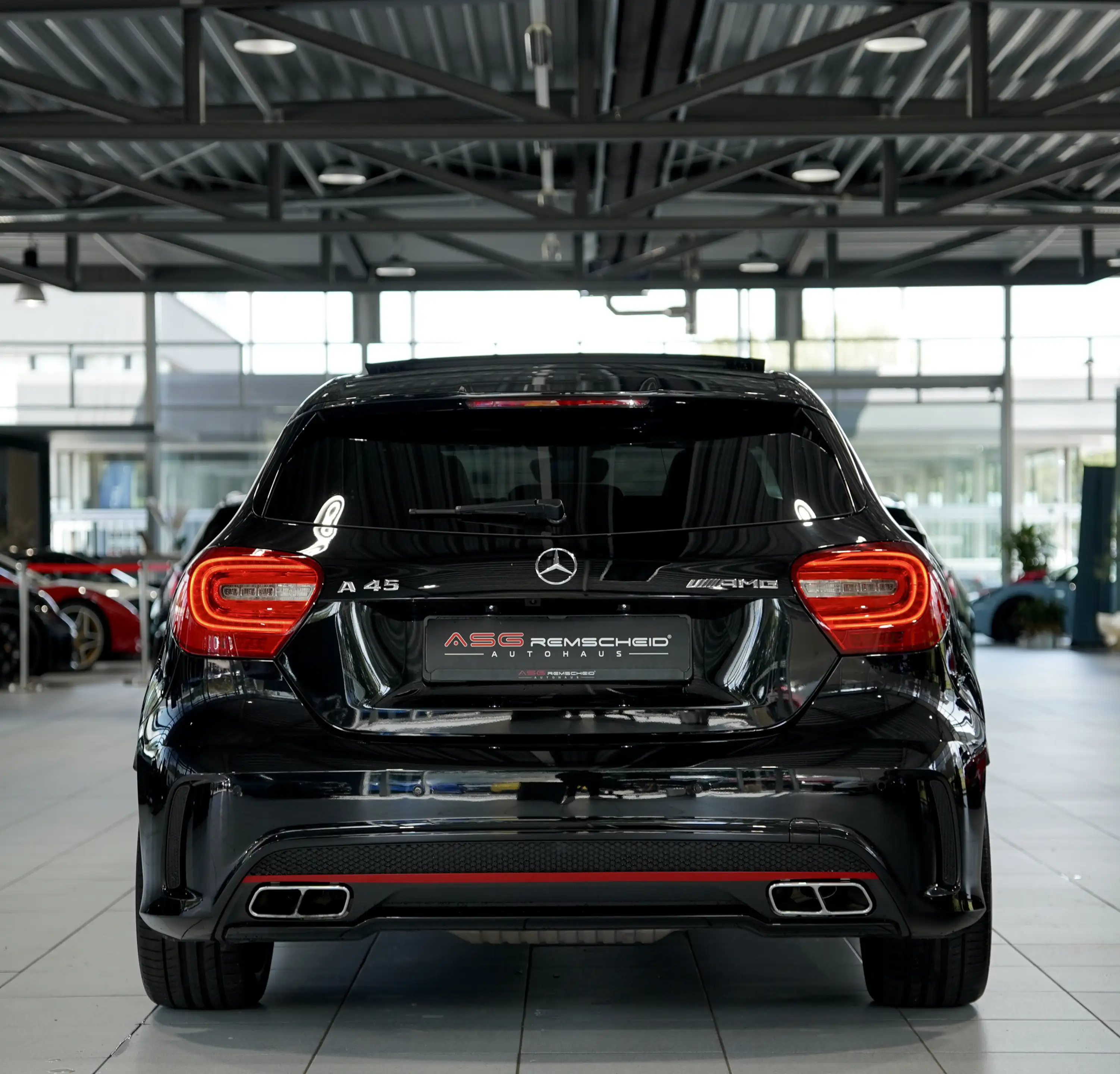 Mercedes-Benz A 45 AMG 4M 2H *19 *Perf-AGA *H&K *Kamera *Pano — photo 8