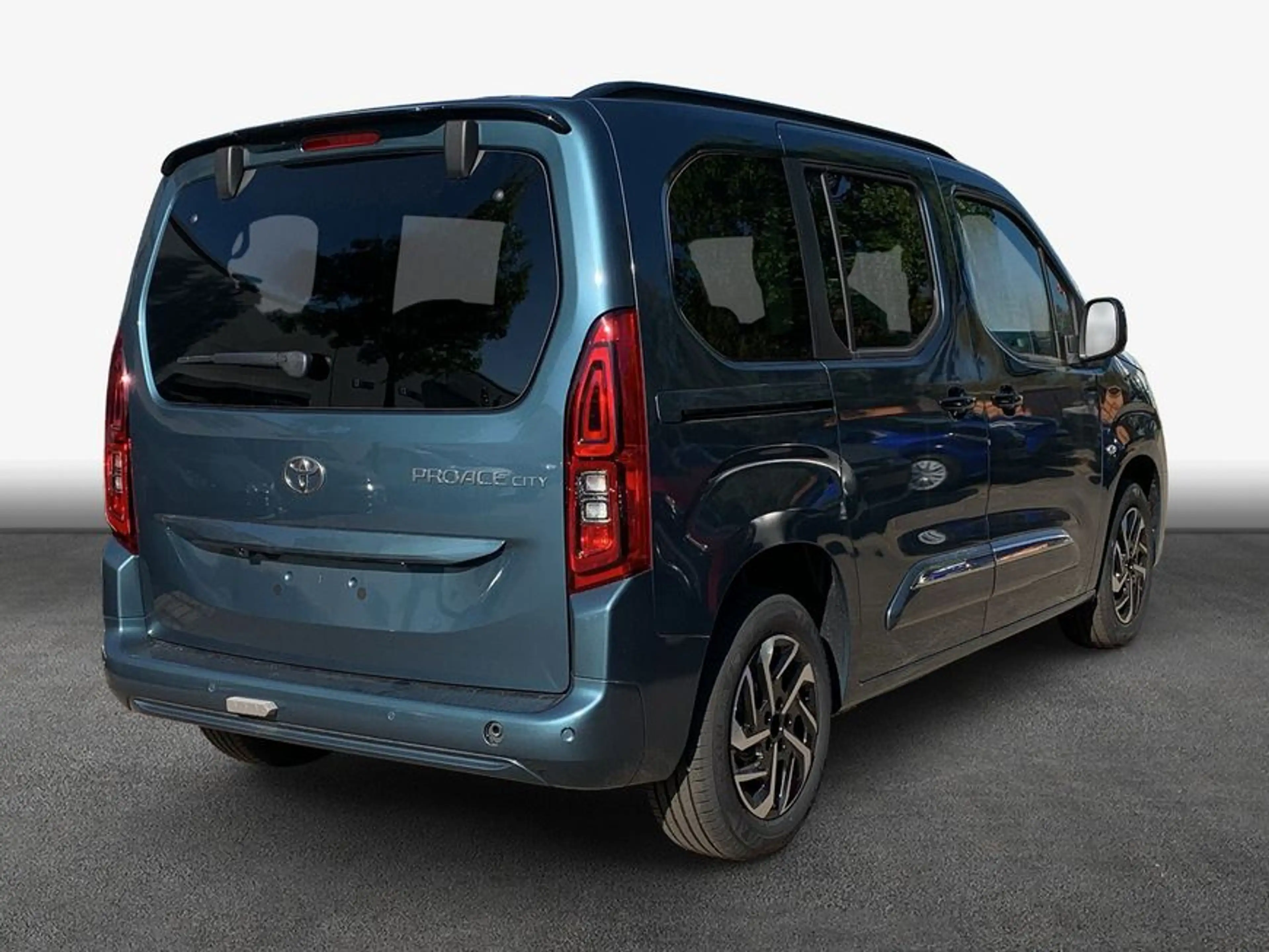 Toyota Proace City Proace City Verso 1.5 D-4D L1 Aut Teamplayer 96 kW — photo 2