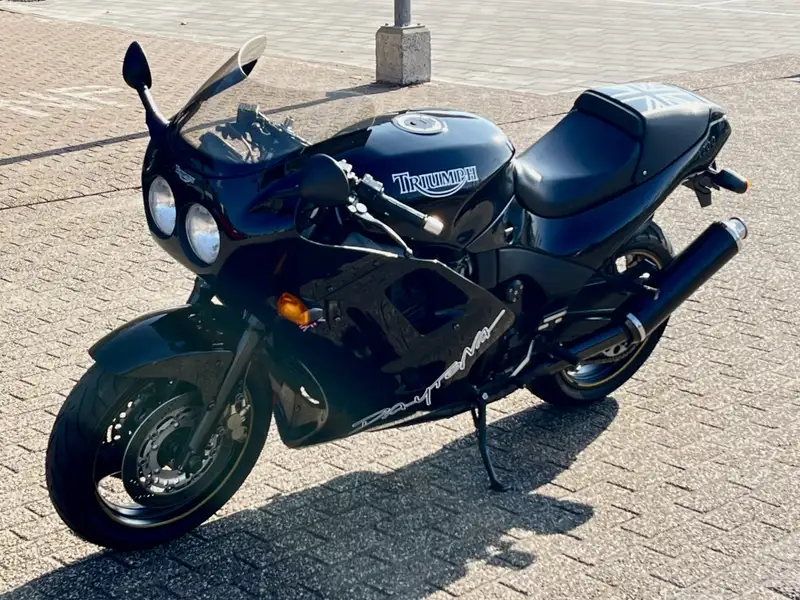 Triumph Daytona 1200