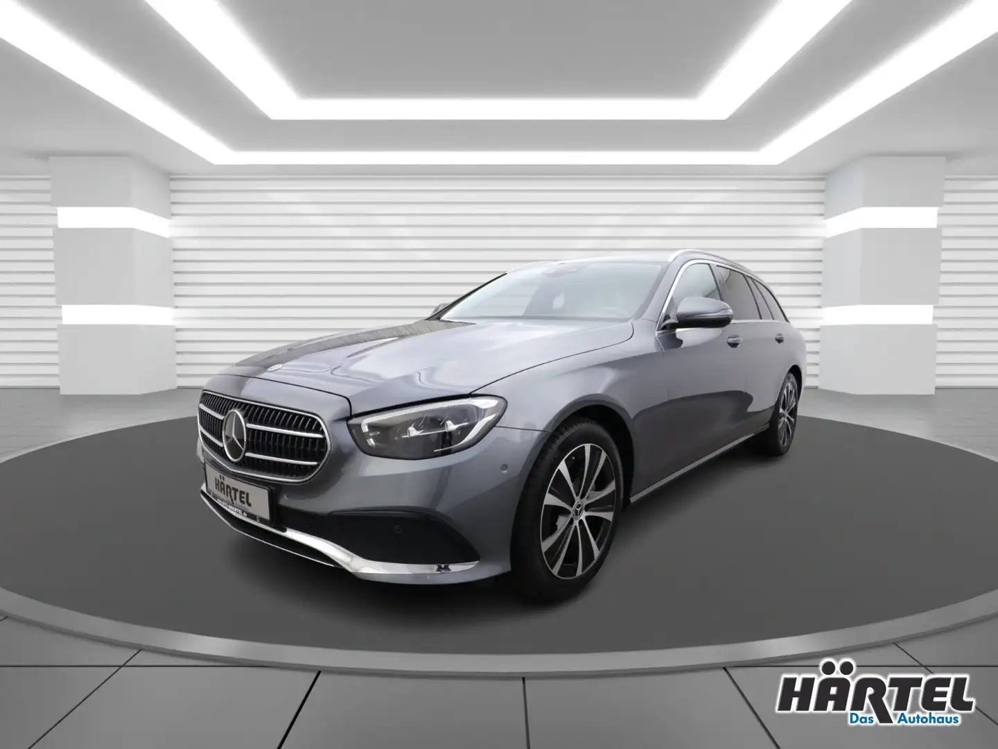 Mercedes-Benz E 300 E T AVANTGARDE 9G-TRONIC Bluetooth Navi LED Grau - 2