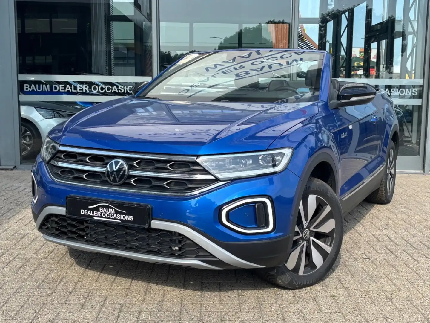 Volkswagen T-Roc 1.0 TSI GOAL 115PK  NAVI AIRCO PDC LMV ADAPTIVECRU Blauw - 1