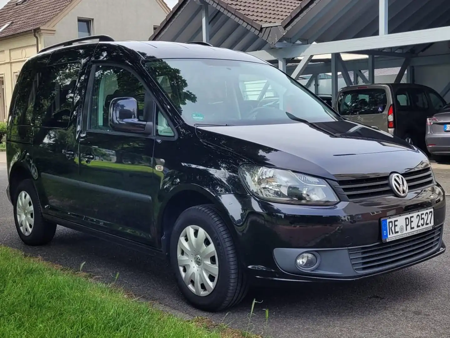 Volkswagen Caddy 1.2 (5-Si.) Negro - 2