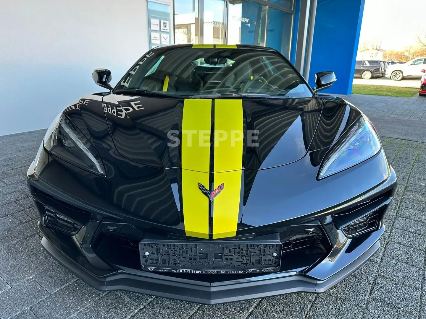 Corvette C8 Stingray Coupe 6,2 V8 3LT Europamodell Černá - 2
