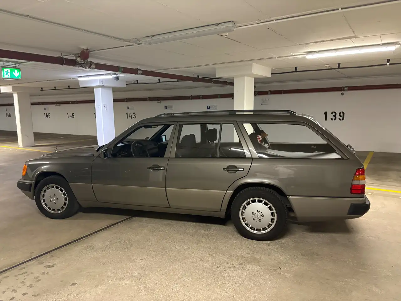 Mercedes-Benz 230 W124, foto 5
