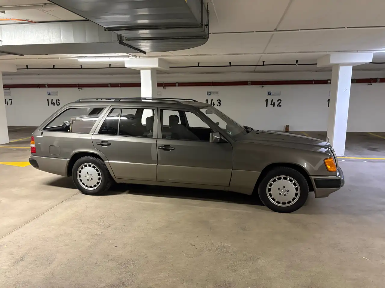 Mercedes-Benz 230 W124, foto 8