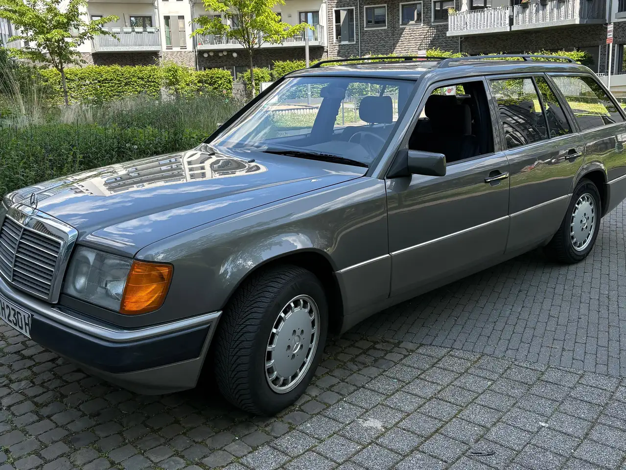 Mercedes-Benz 230 W124, foto 4