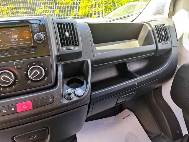 Citroen Jumper view 11
