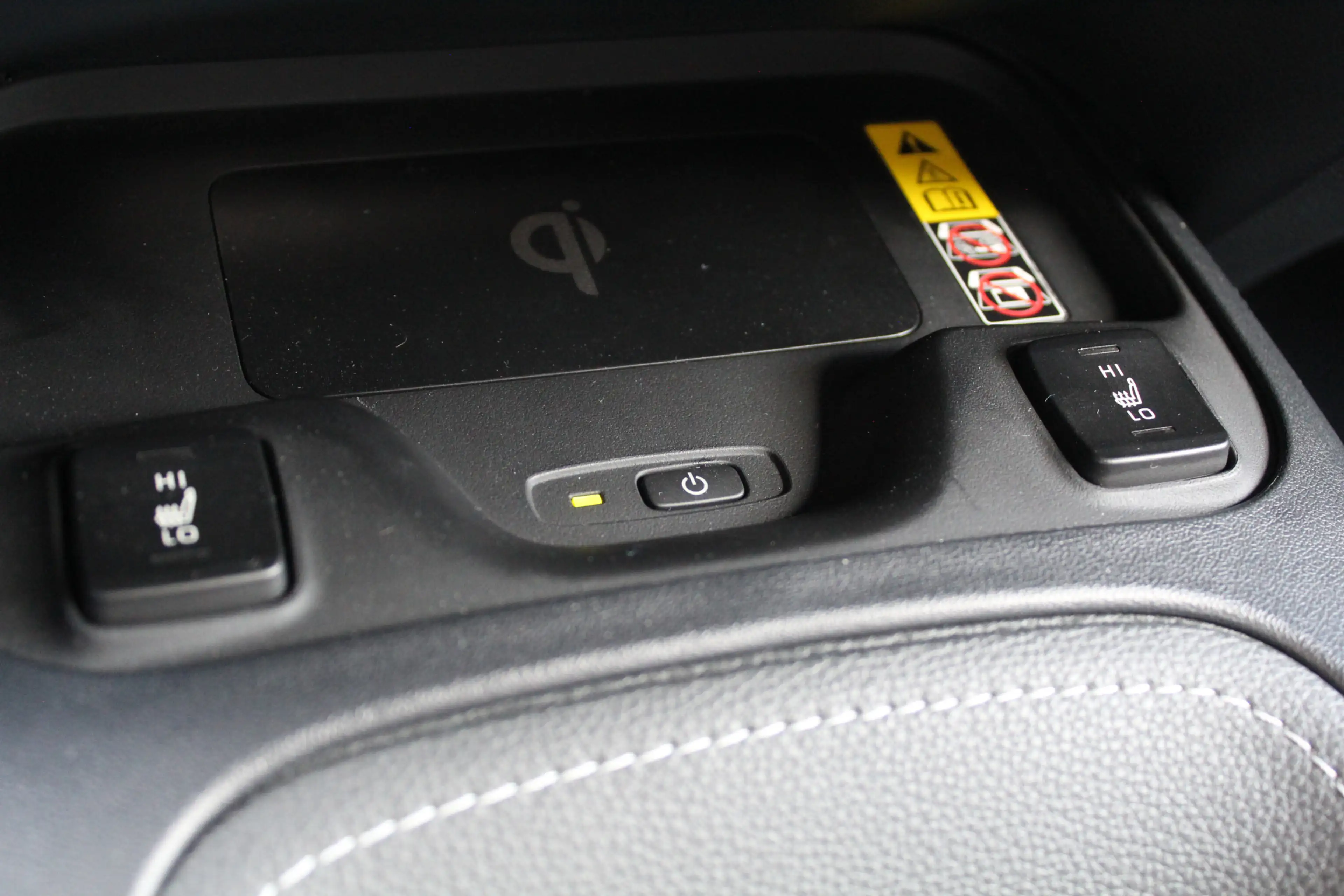 Toyota Corolla 2.0 High Power Hybrid First Edition | Rijklaar | C — photo 25