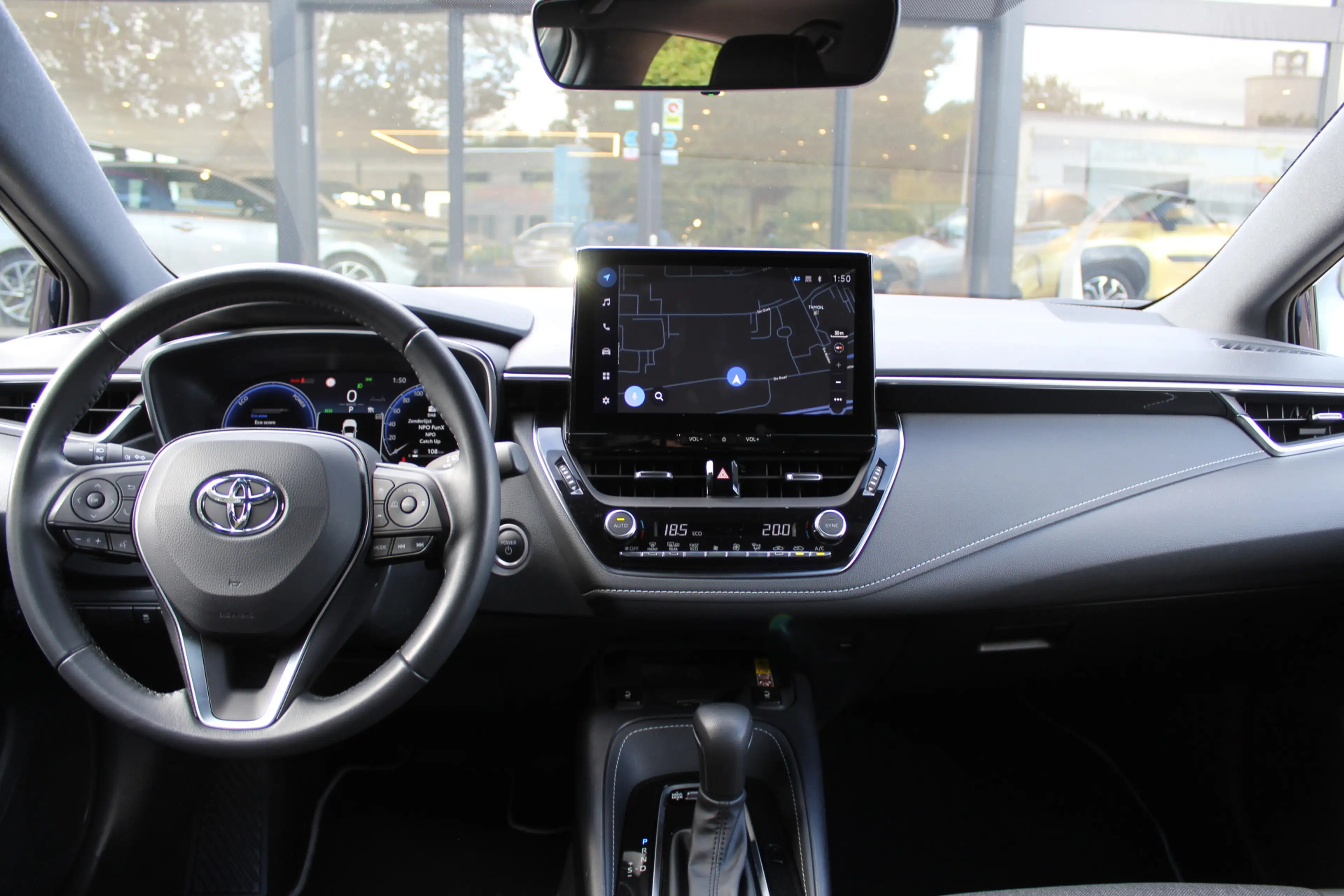 Toyota Corolla 2.0 High Power Hybrid First Edition | Rijklaar | C — photo 4