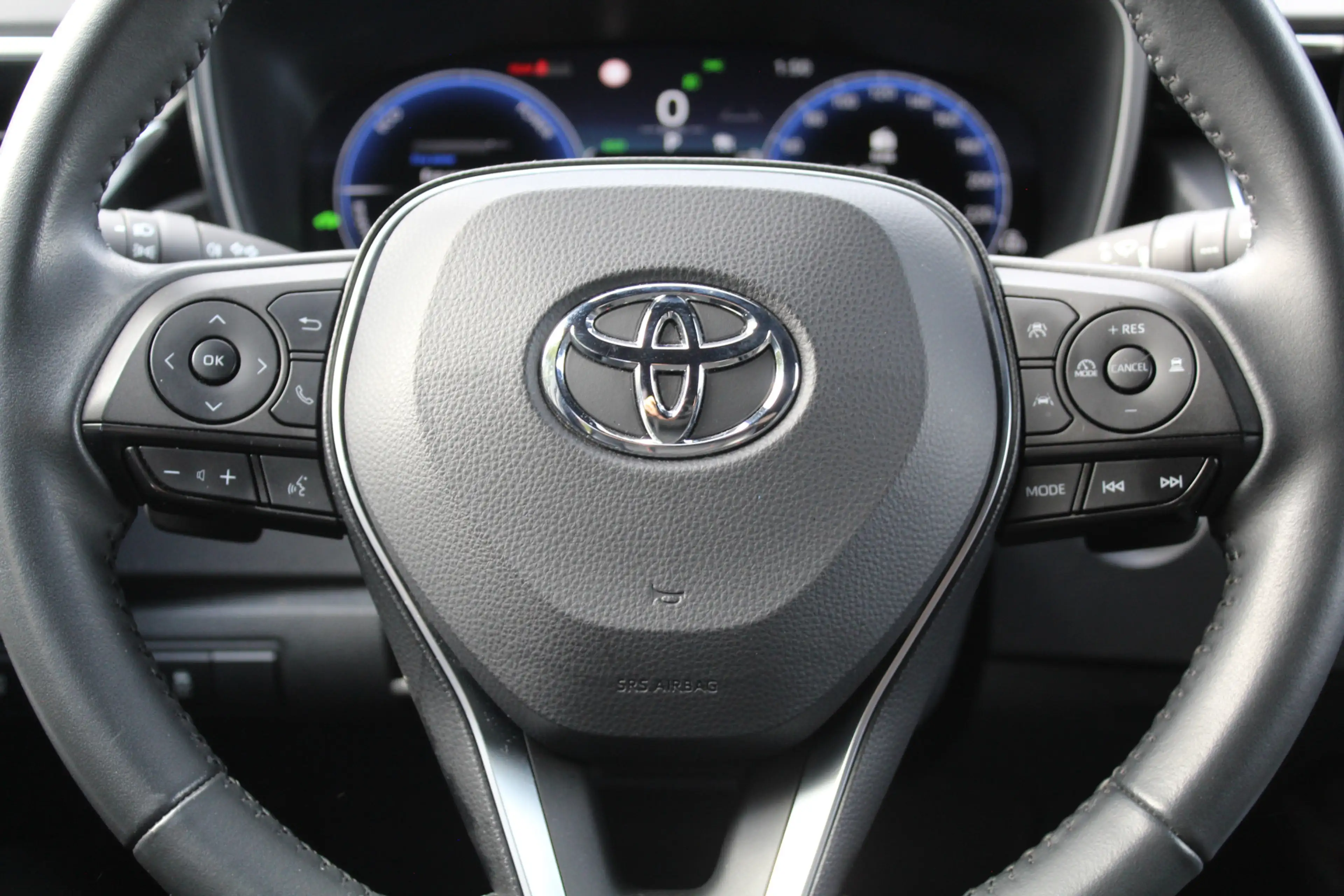 Toyota Corolla 2.0 High Power Hybrid First Edition | Rijklaar | C — photo 15