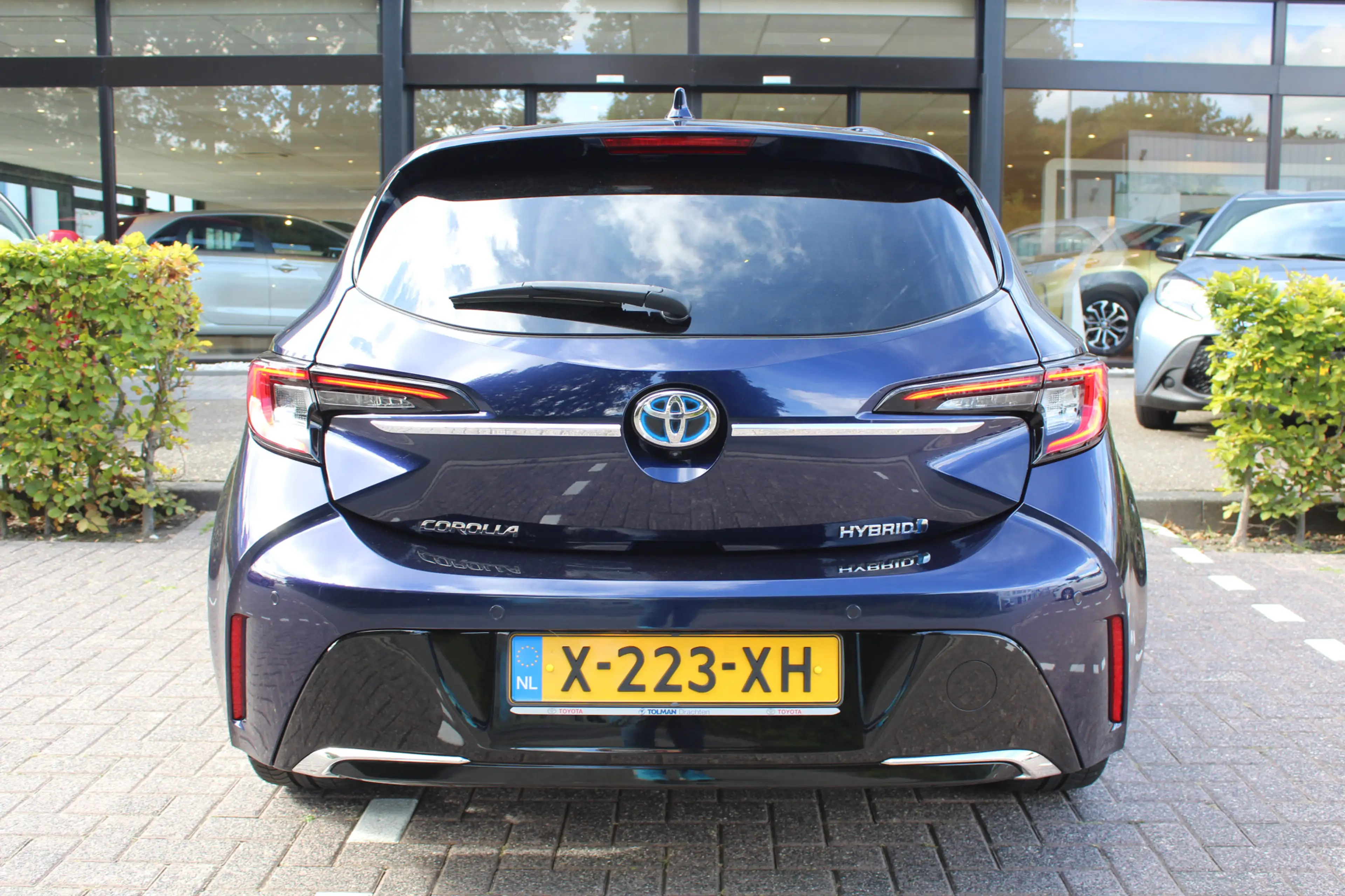 Toyota Corolla 2.0 High Power Hybrid First Edition | Rijklaar | C — photo 9