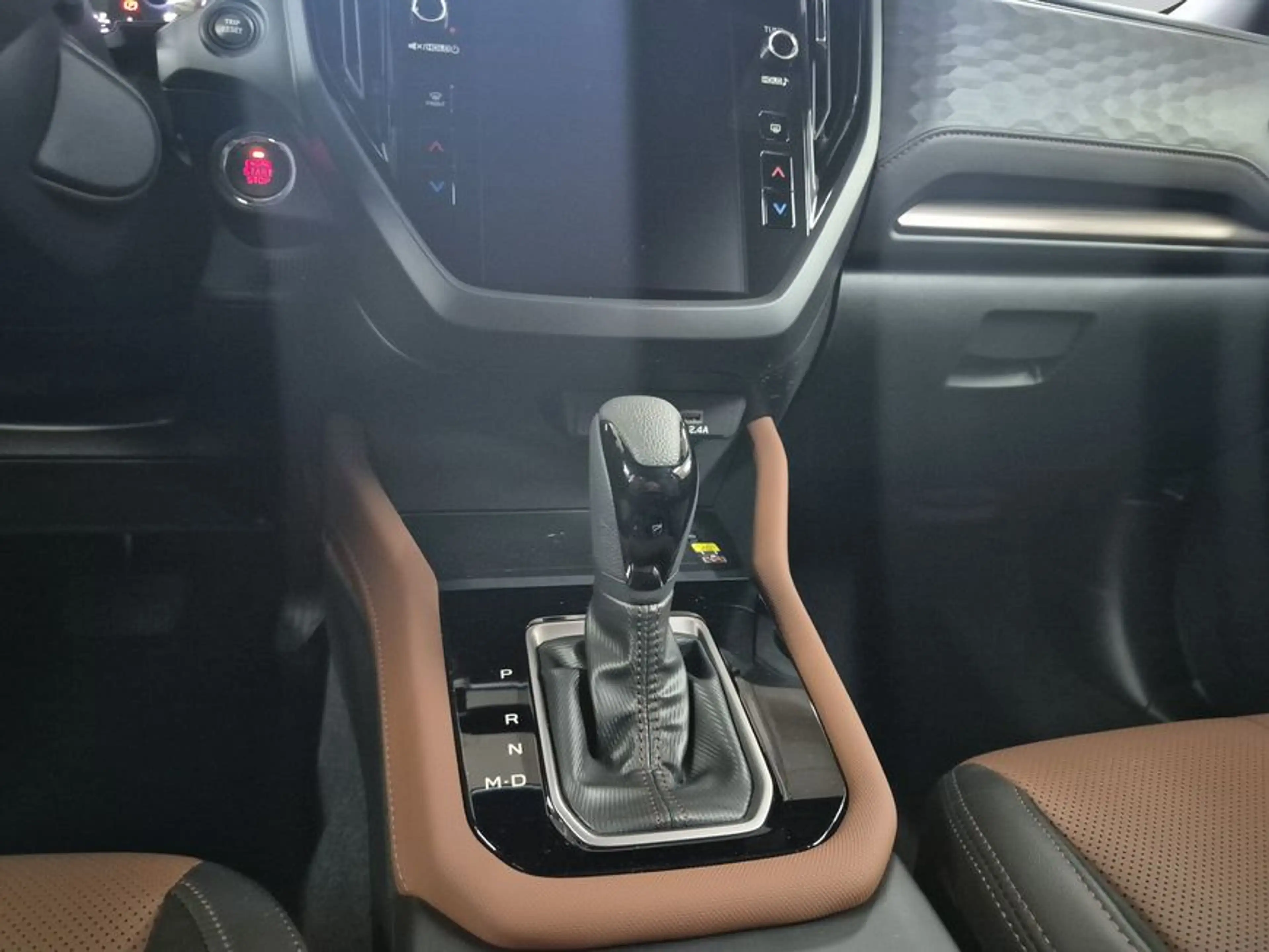 Subaru Forester 2.0ie Platinum MJ26 — photo 14