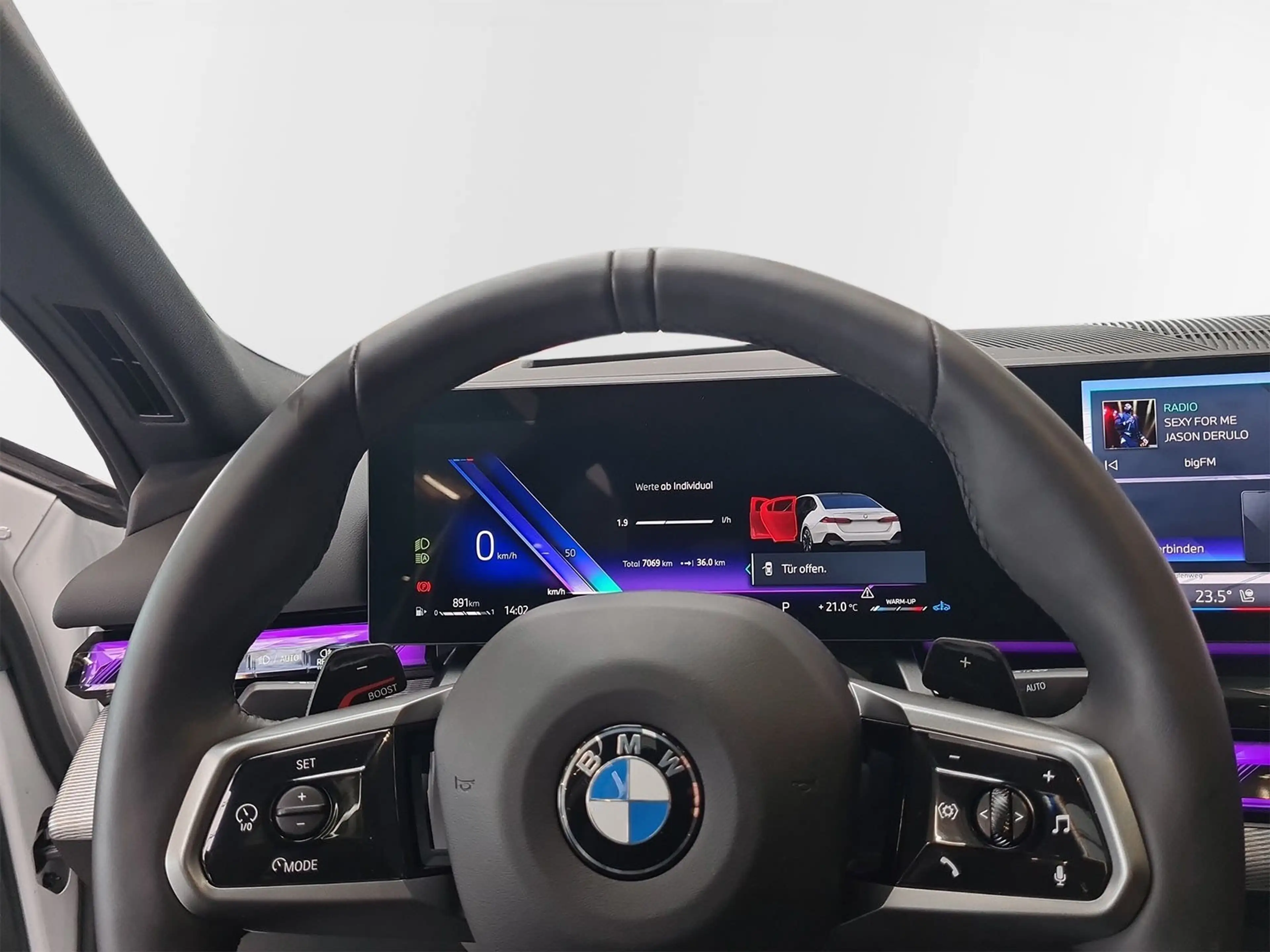 BMW 520 d xDrive Limousine M-Sport Pro AHK Pano HUD uvm. — photo 11