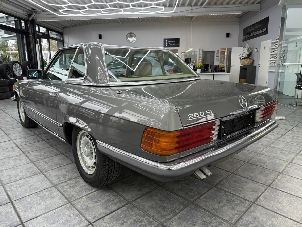 Mercedes-Benz SL 280 R107, H-Abnahme, deutsches Auto, Hardtop, foto 12