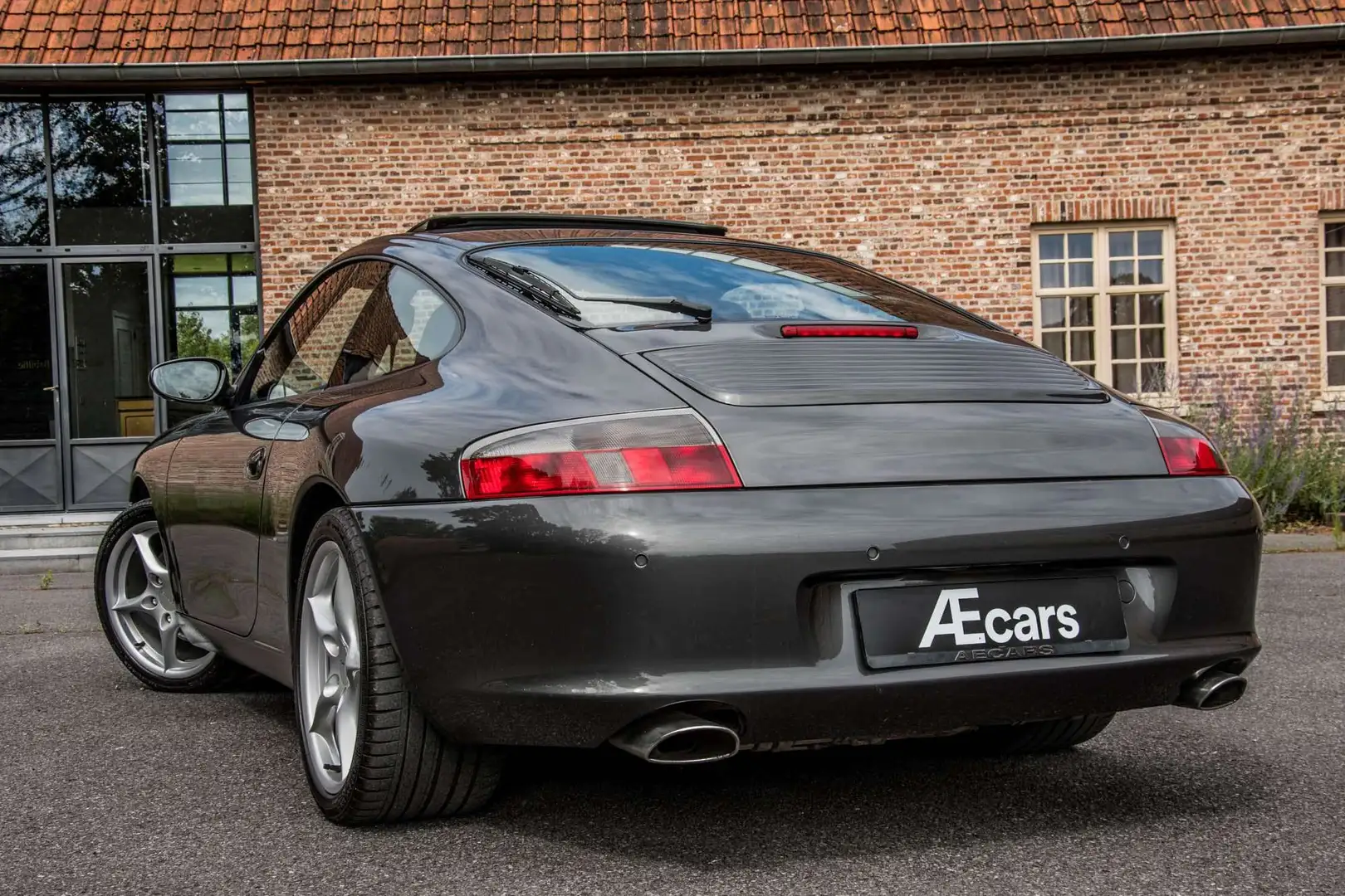 Porsche 911 996 CARRERA 4 *** TIPTRONIC / PSM / BELGIAN CAR*** Gris - 2
