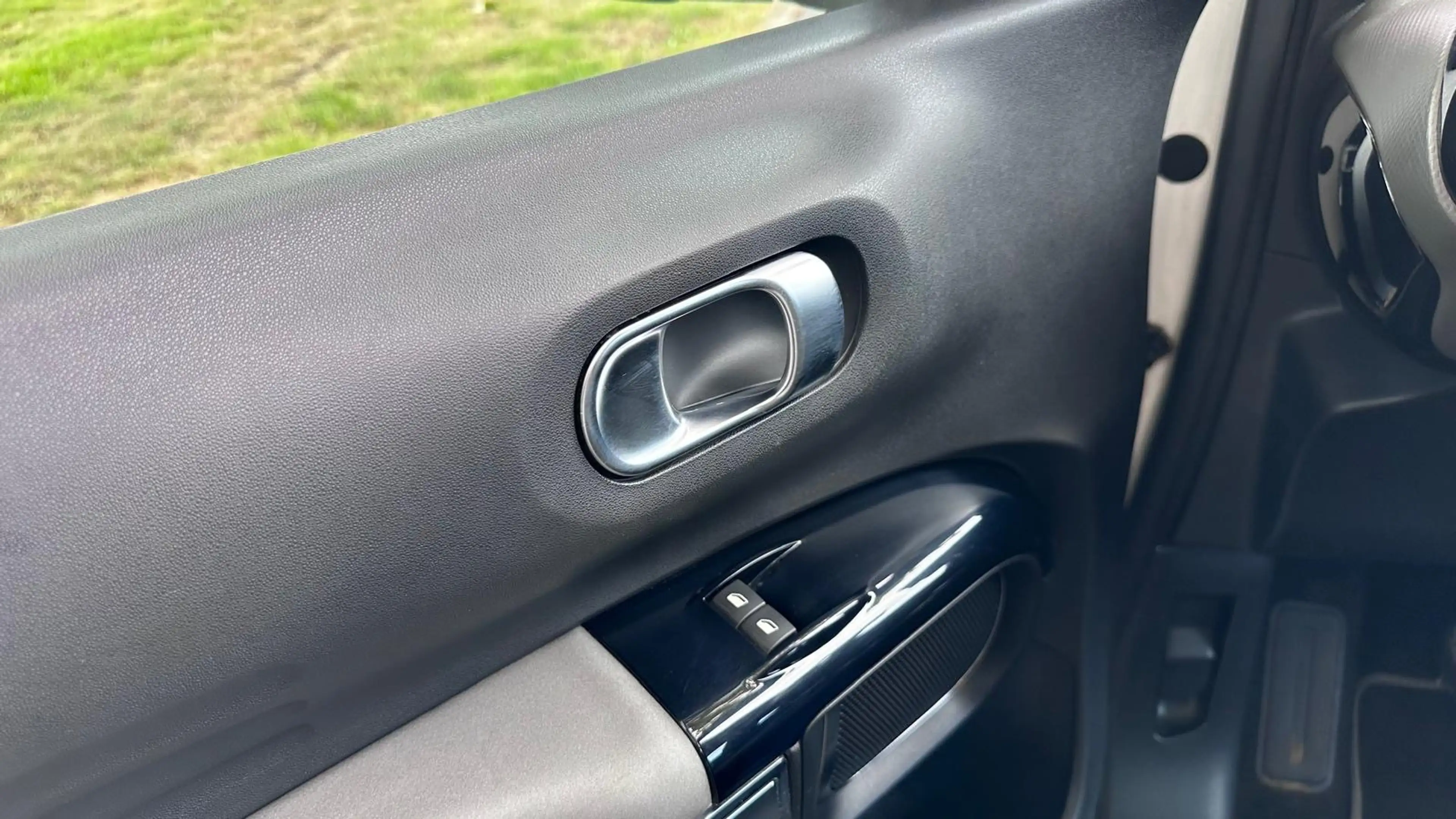 Citroen C4 Cactus *1.2* CRUISE* CARPLAY* NAVI* GARANTIE 12 MOIS* — photo 12