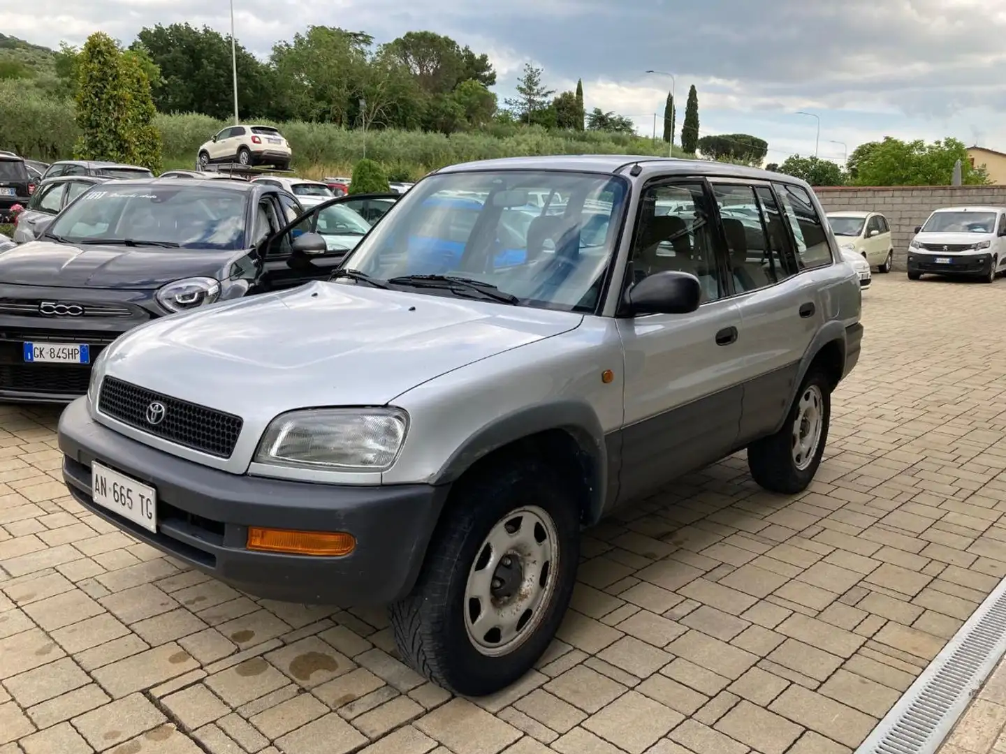 Toyota RAV 4 RAV4 2.0i 16V cat 5 porte Šedá - 2