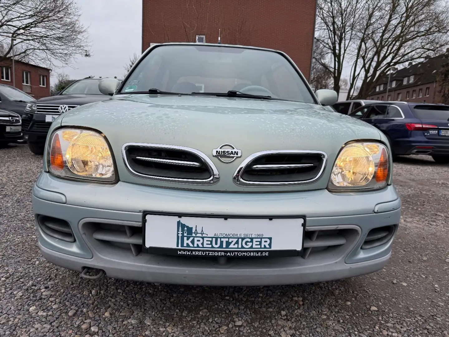 Nissan Micra 1.0 Comfort Blau - 2