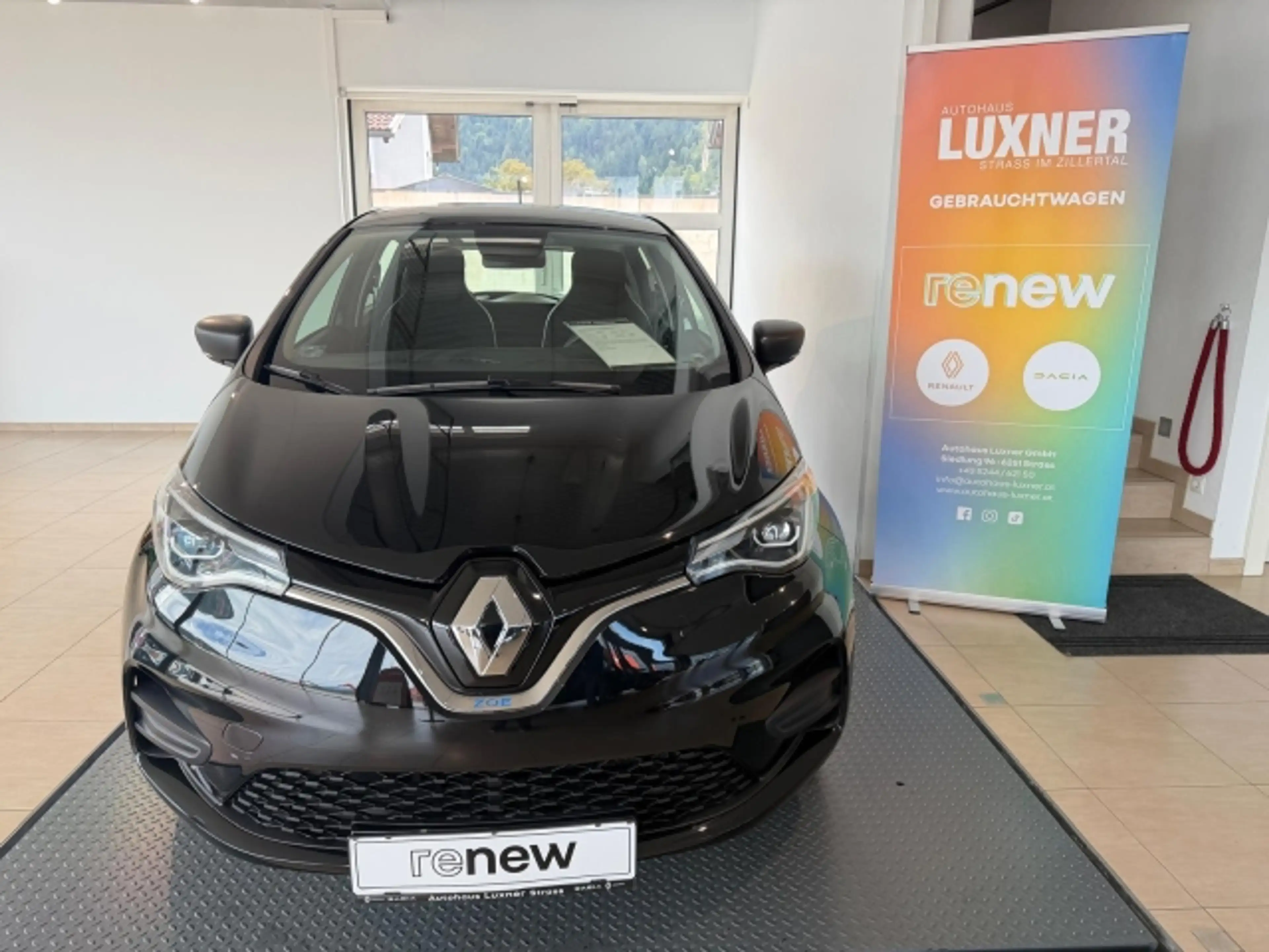 Renault ZOE ZOE Z.E. Life R110 — photo 2