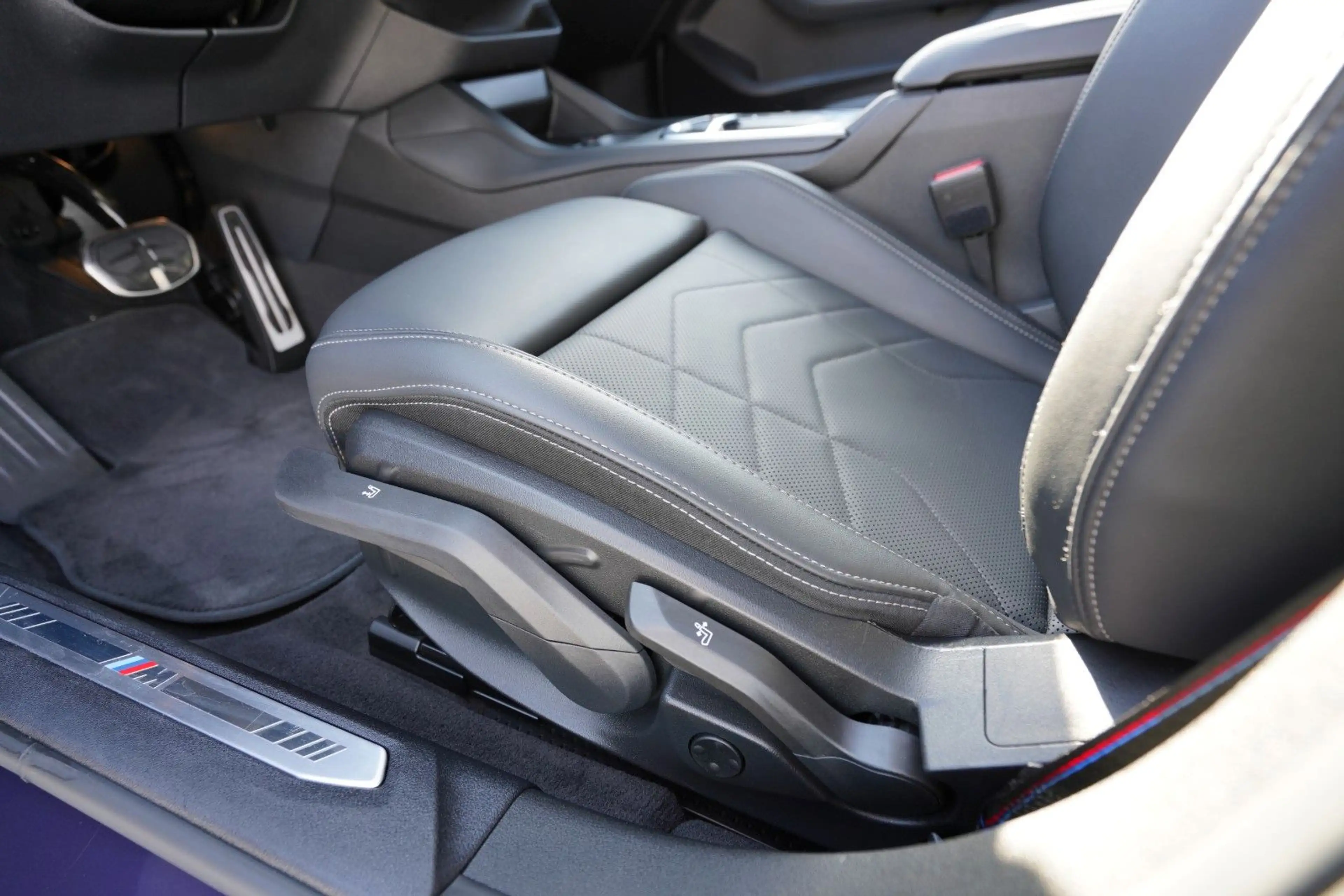 BMW 120 M Sport Pro*1.Hand*360*H&K*Leder*HUD*ACC* — photo 10
