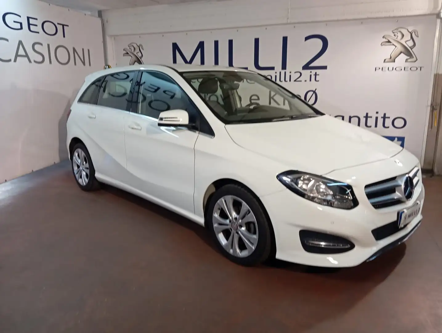 Mercedes-Benz B 180 Classe B - T246 d (cdi) Sport auto GARANZIA!! Bianco - 1